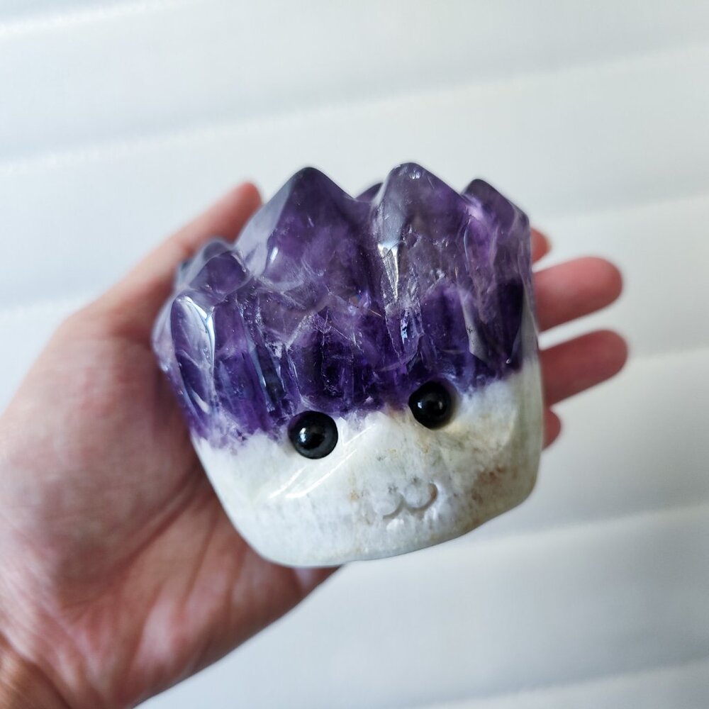 Large Amethyst Hedgehog Pet Rock - Picture 1 of 7
